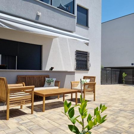 Blue Pearl Apartment Rogoznica  Bagian luar foto