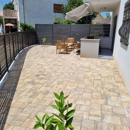 Blue Pearl Apartment Rogoznica  Bagian luar foto
