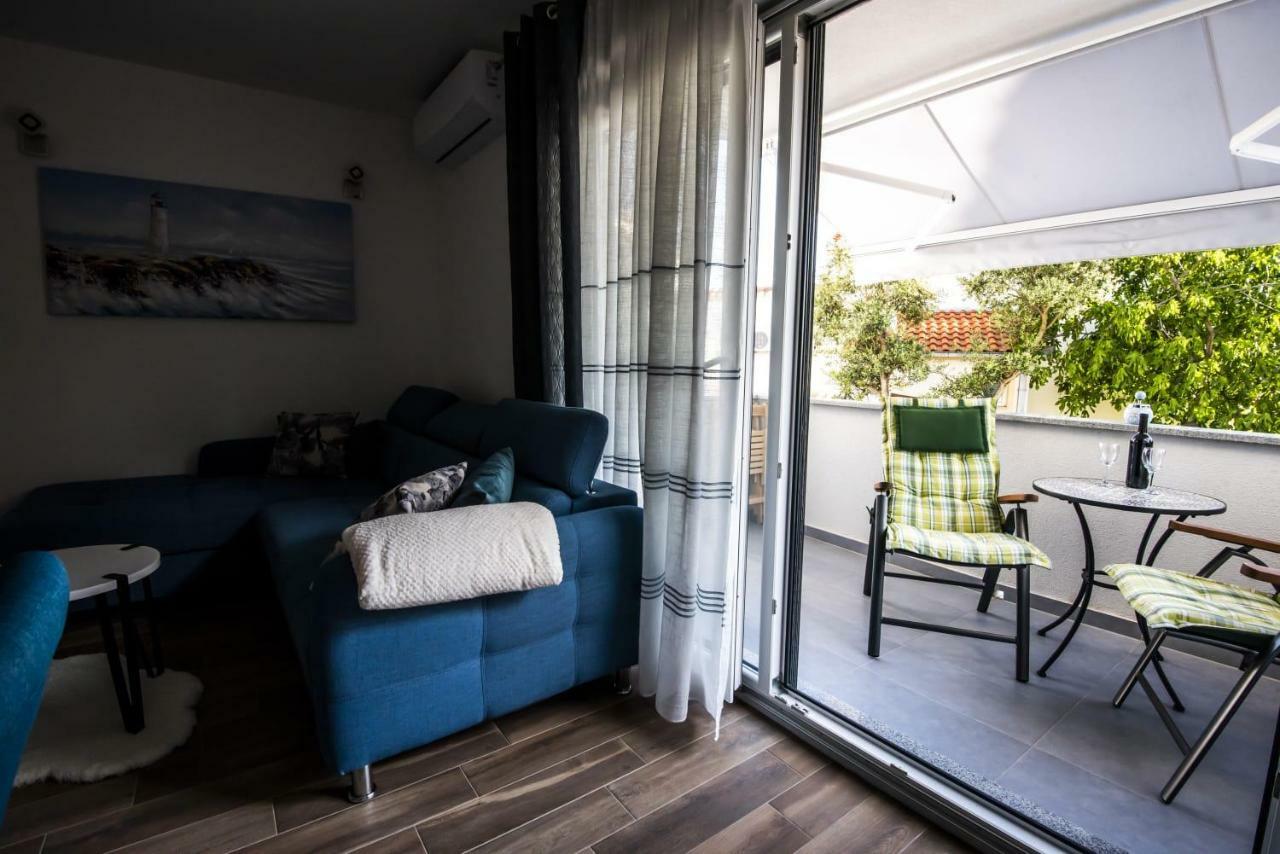Blue Pearl Apartment Rogoznica  Bagian luar foto