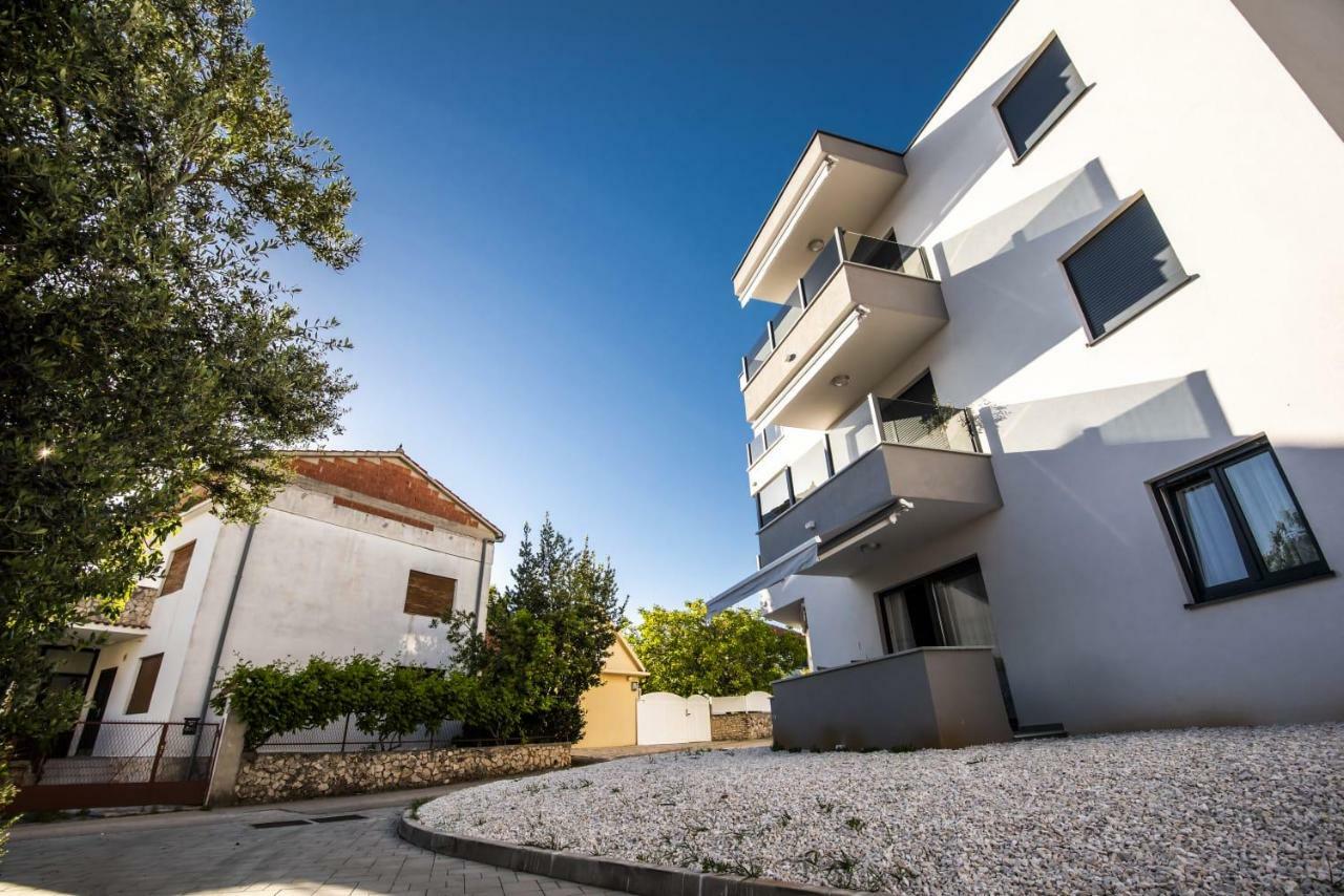 Blue Pearl Apartment Rogoznica  Bagian luar foto